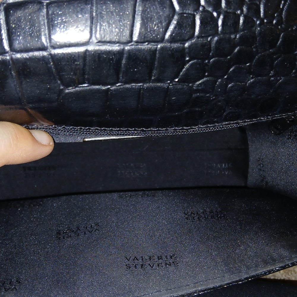 🖤 Vintage Valerie Stevens Croc Embossed “Kelly” Style Satchel 🖤 - Picture 10 of 15